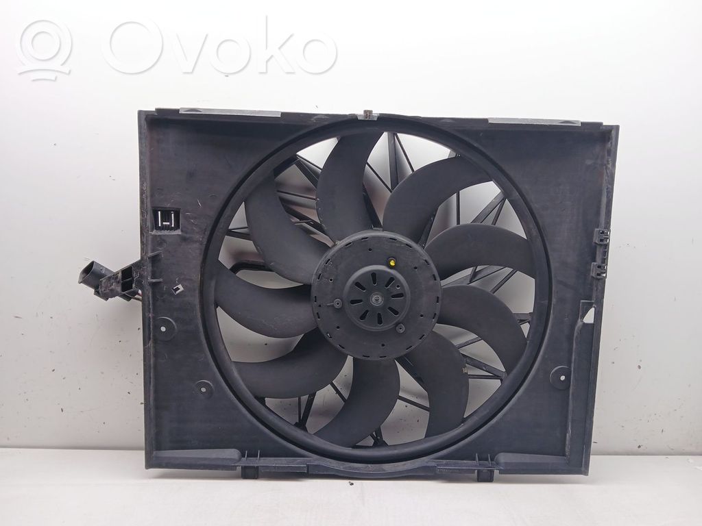 BMW X3 E83 Elektrisks radiatoru ventilators 