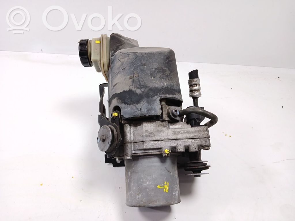 Renault Laguna III Ohjaustehostimen pumppu 