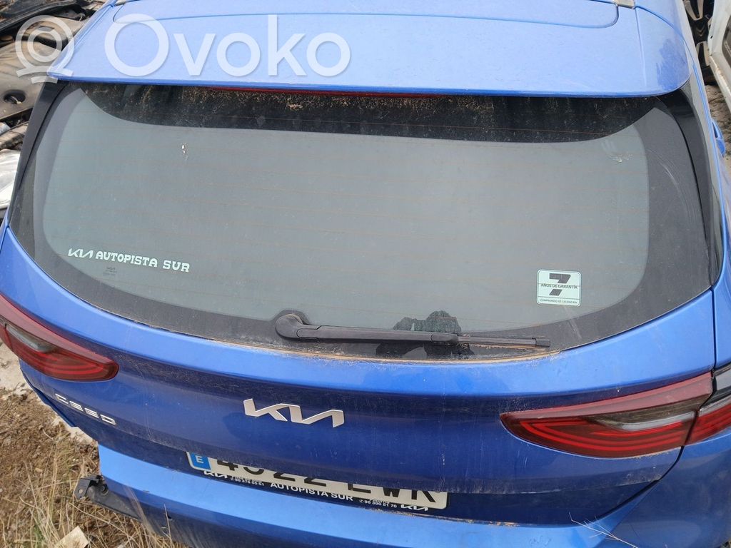 KIA Ceed Takaovi 