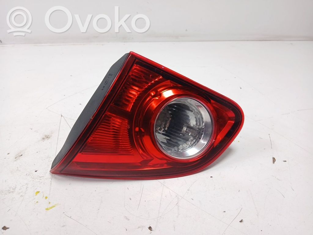 Nissan Qashqai+2 Takavalot 