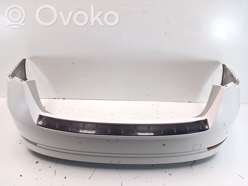 Skoda Octavia Mk4 Paraurti