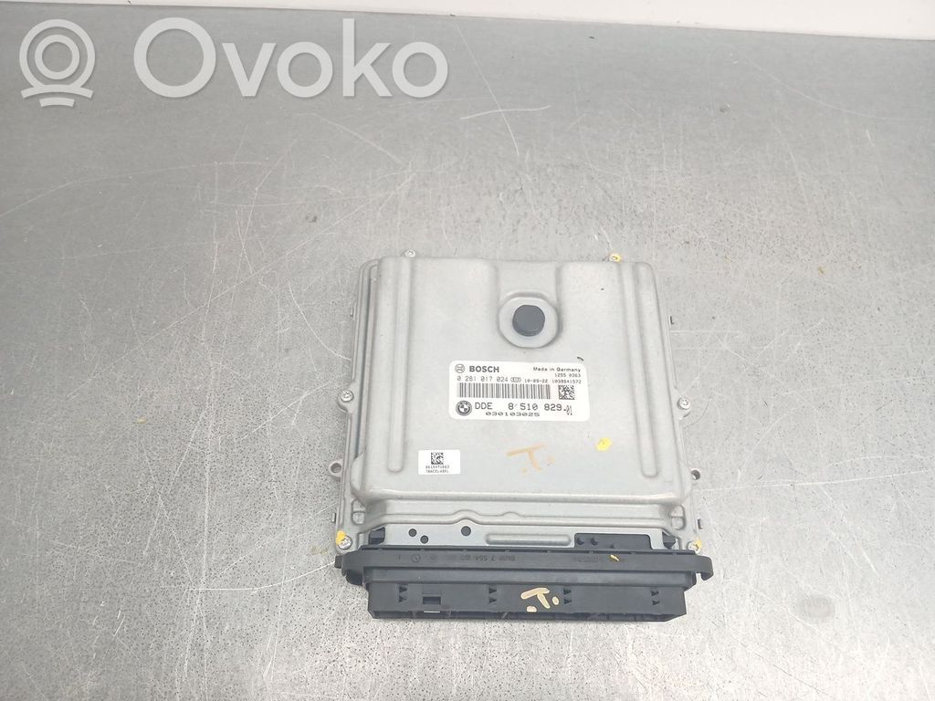 Unidad de control/módulo del motor   0281017024,851082901