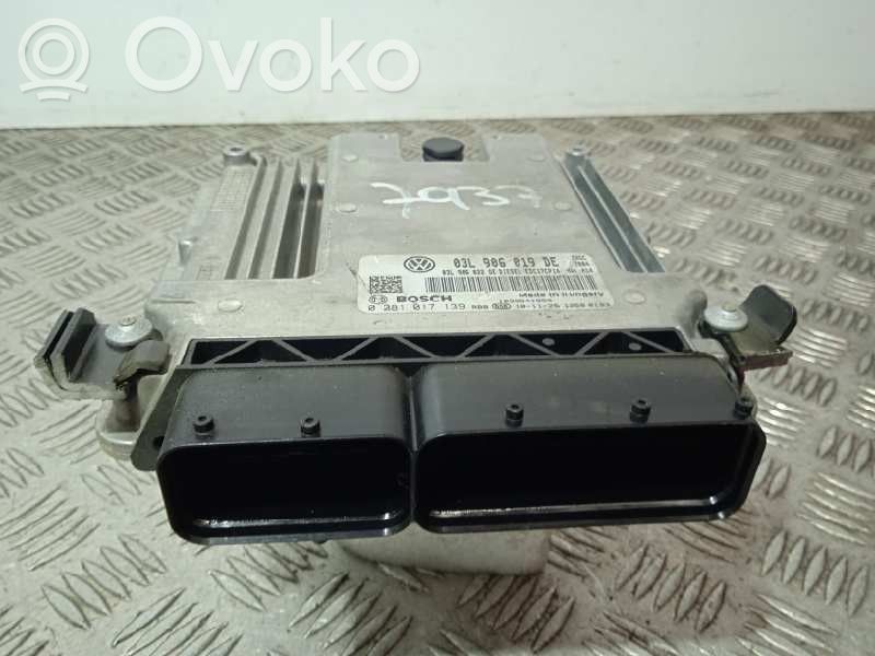 Seat Exeo (3R) Engine control unit/module 