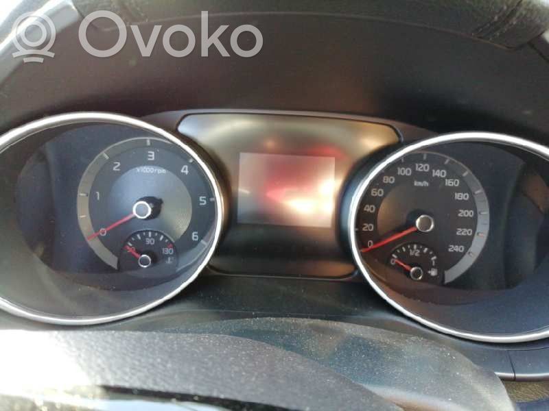 KIA Ceed Speedometer (instrument cluster) 