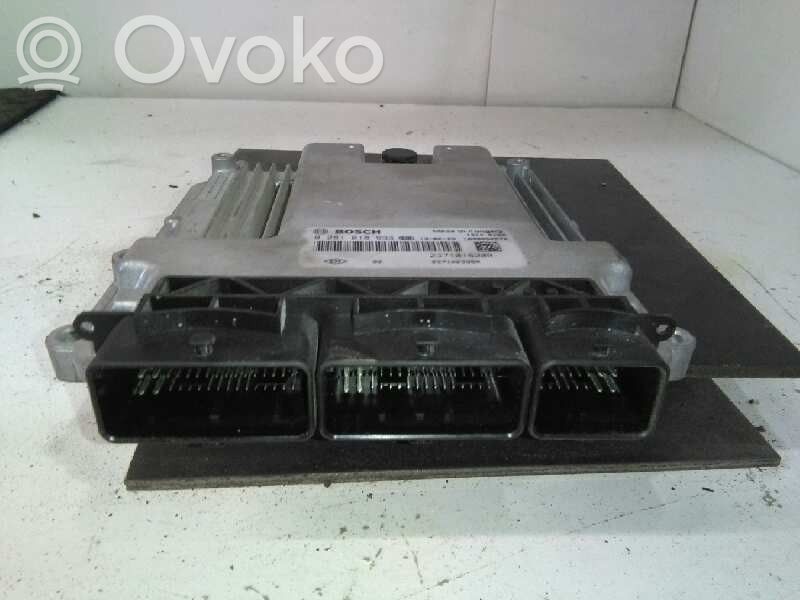 Renault Laguna III Variklio valdymo blokas 