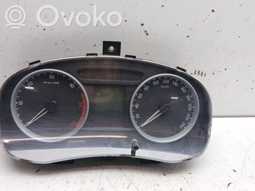 Skoda Fabia Mk2 (5J) Tachimetro (quadro strumenti) 
