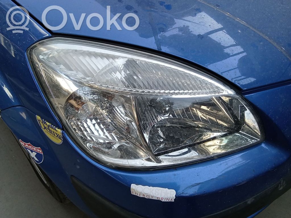 KIA Rio Scheinwerfer