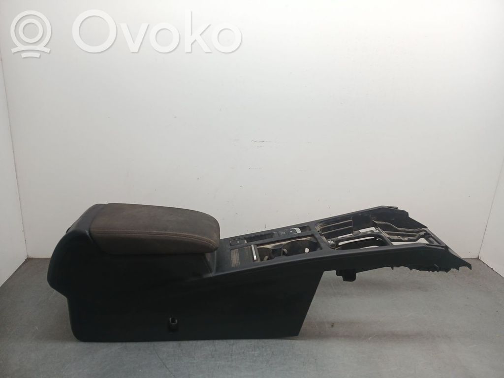 Volkswagen Passat Alltrack Reposabrazos