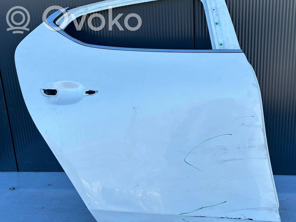 Mazda 3 Priekinės durys 