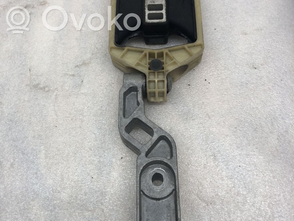 Volvo XC60 Gearbox mounting bracket 