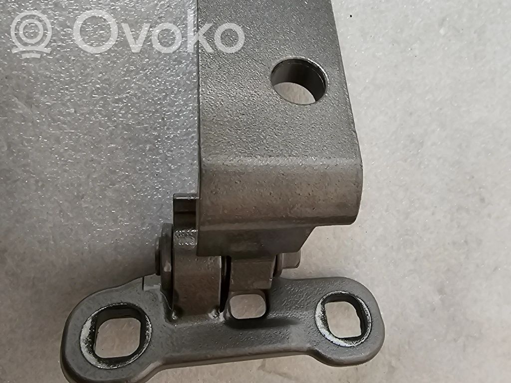 Volvo S60 Rear door lower hinge 