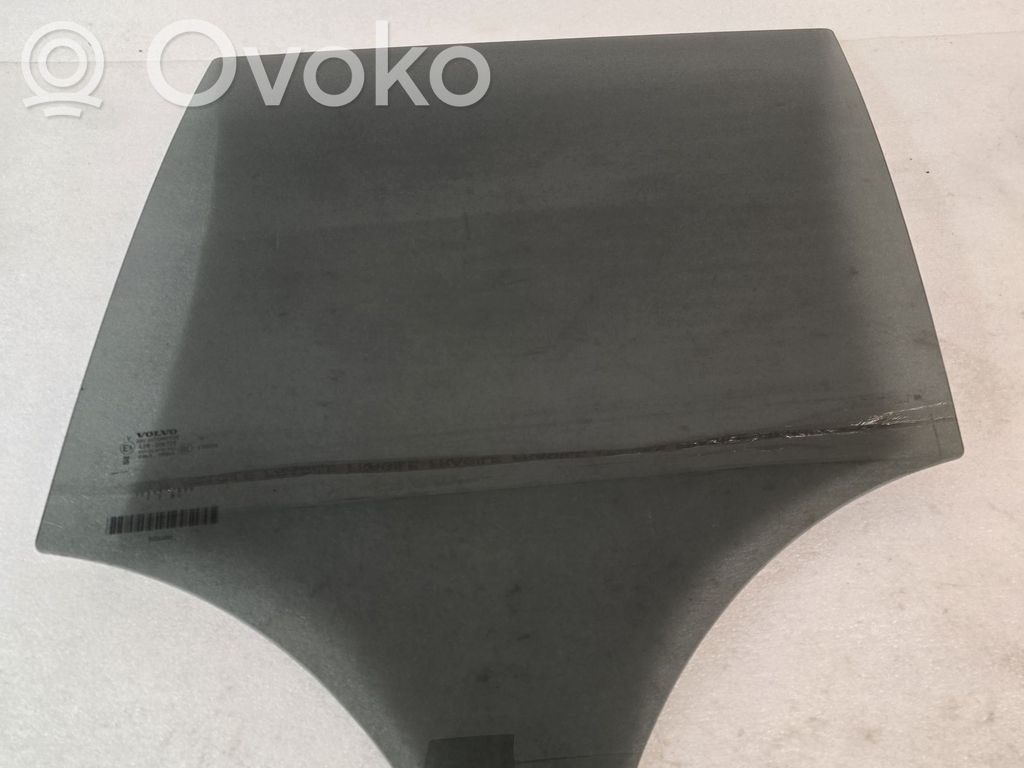 Volvo XC40 Szyba drzwi tylnych 