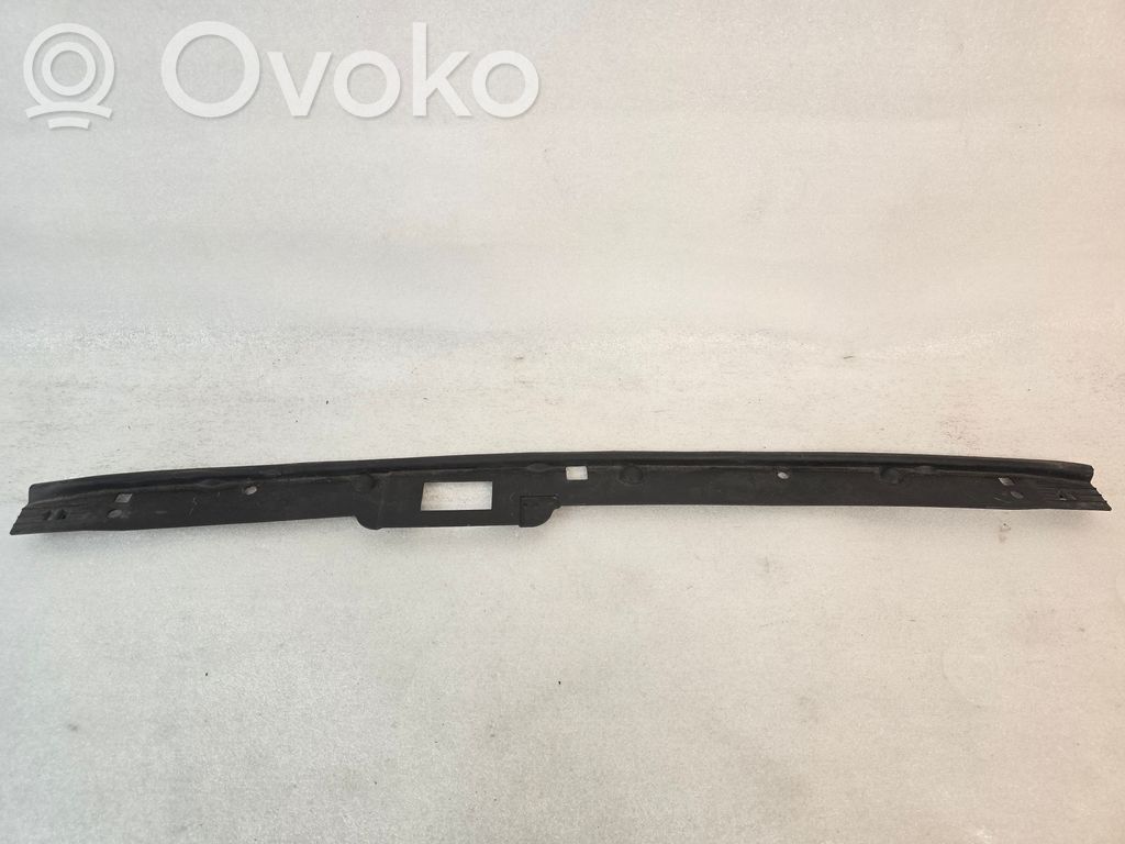 Volvo V60 Osłona pasa przedniego 