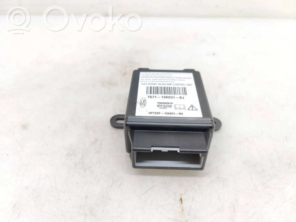 Ford Mondeo MK IV Light module LCM 