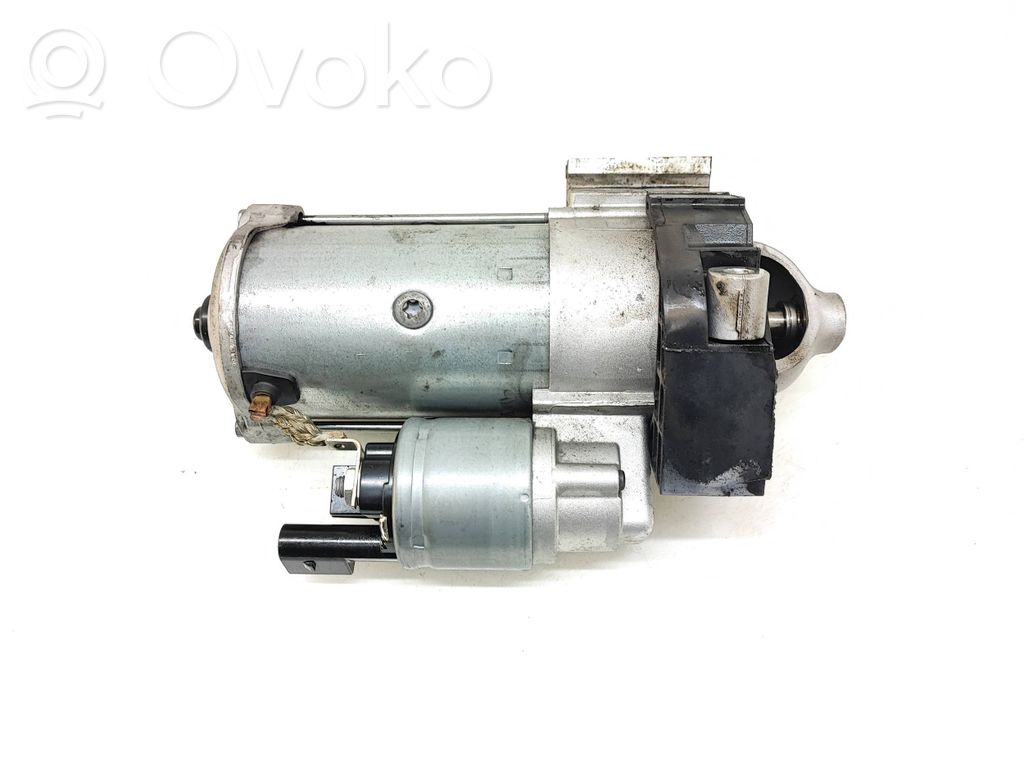 BMW 5 G30 G31 G38 Starteris 