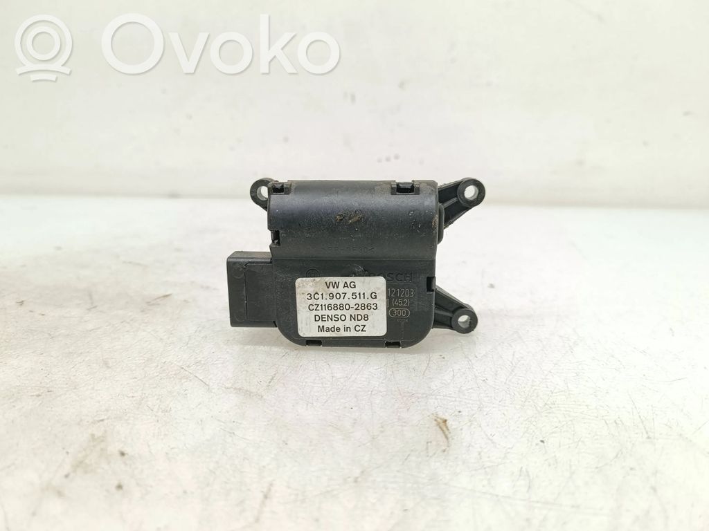 Volkswagen PASSAT B7 Air flap motor/actuator 