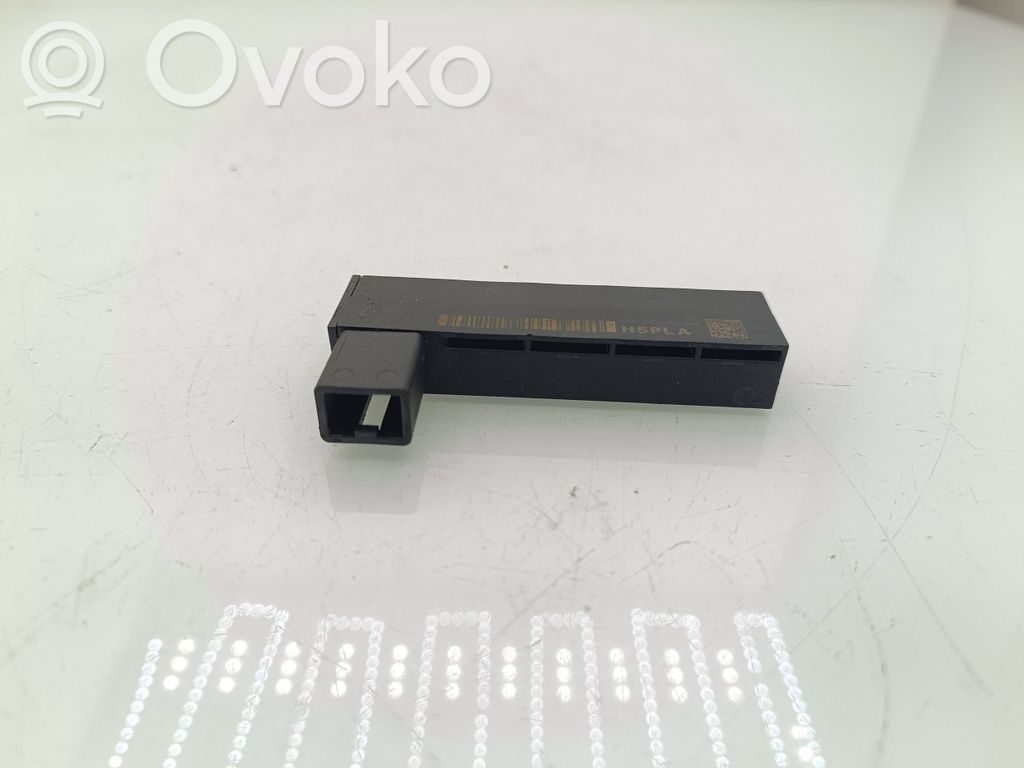 Polestar 2 Aerial antenna amplifier 