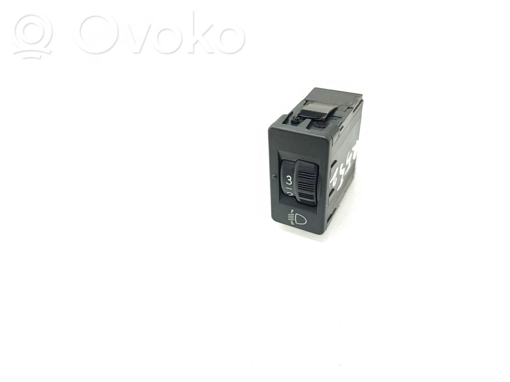 Peugeot 508 Headlight level height control switch 