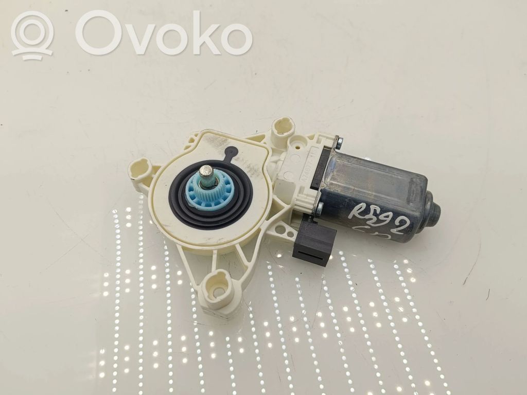 Volkswagen Touareg III Rear door window regulator motor 