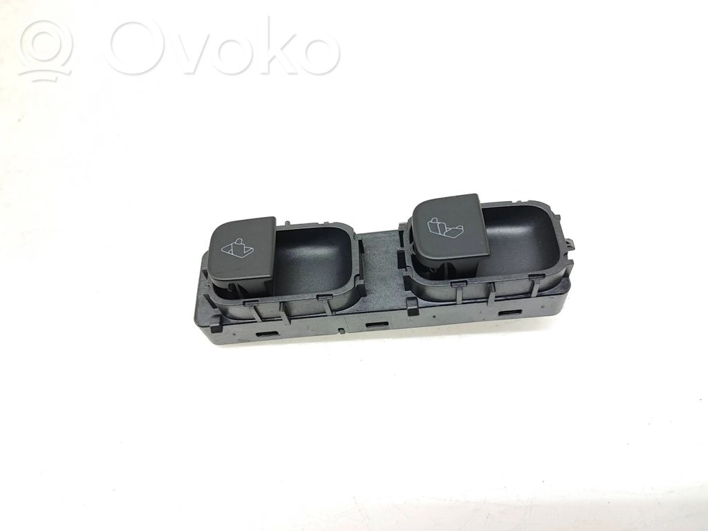 Tesla Model Y Other switches/knobs/shifts 