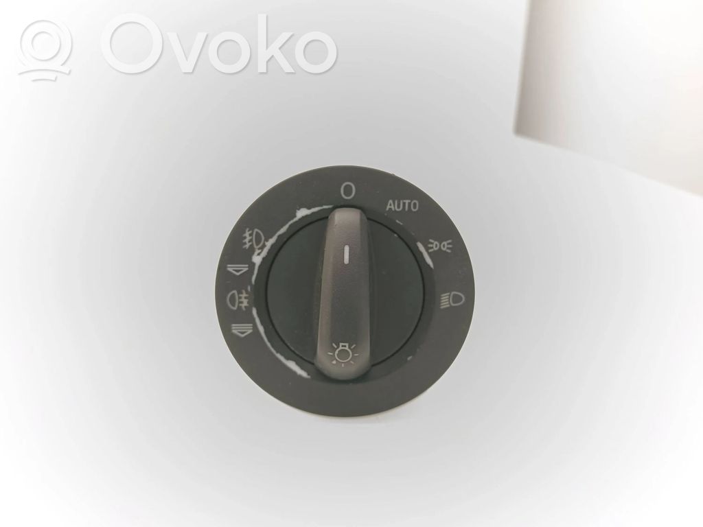 Audi Q7 4L Light switch 