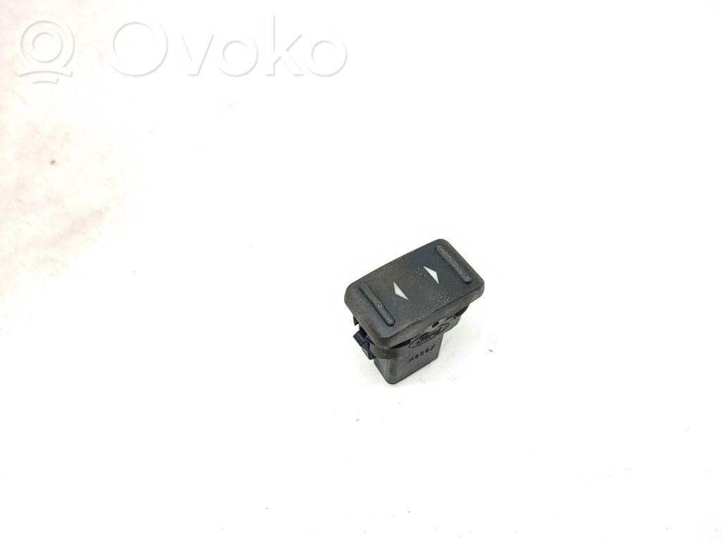 Ford Focus Electric window control switch 