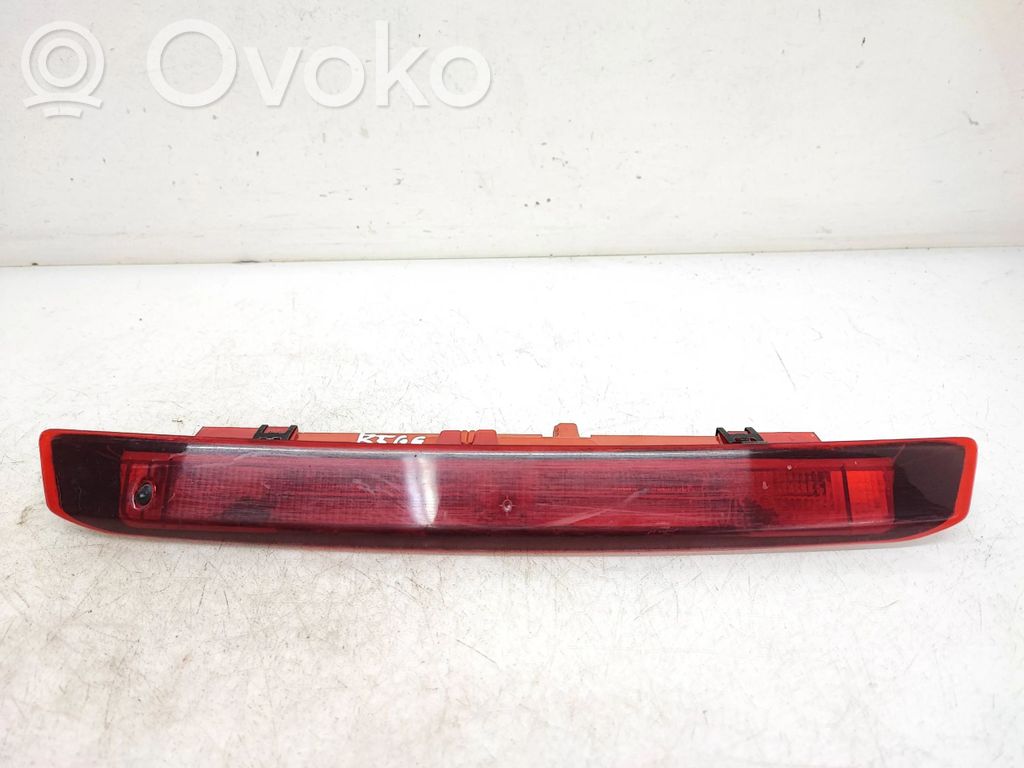 Ford Focus Third/center stoplight 