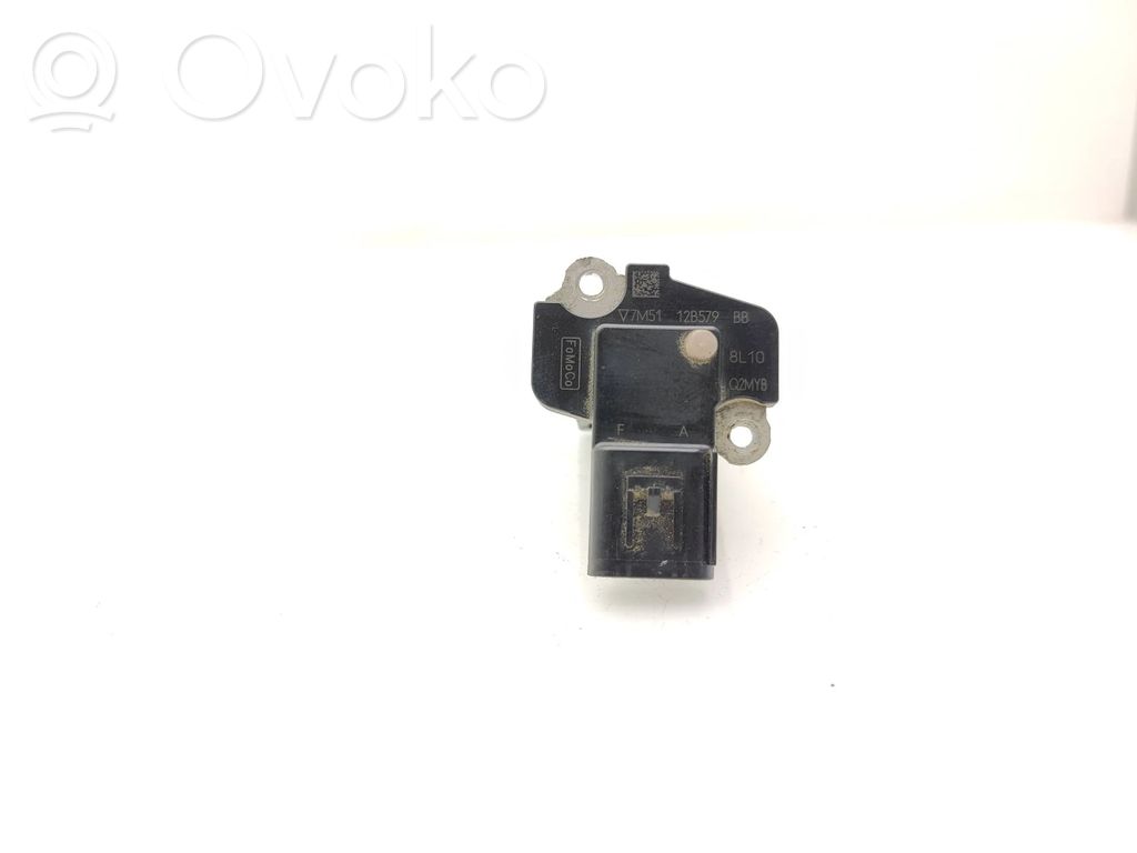 Ford Kuga I Mass air flow meter 
