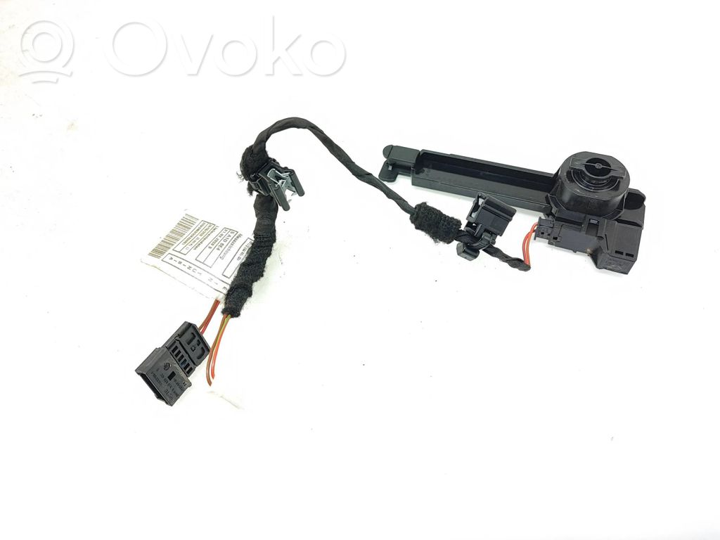 BMW 4 G22 G23 G24 G26 Hansikaslokeron iskunvaimennin 