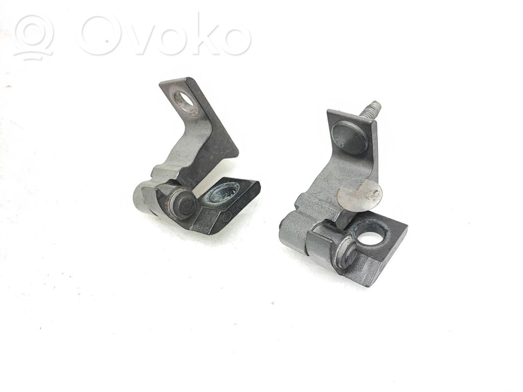Volkswagen Touareg III Front door hinge set 