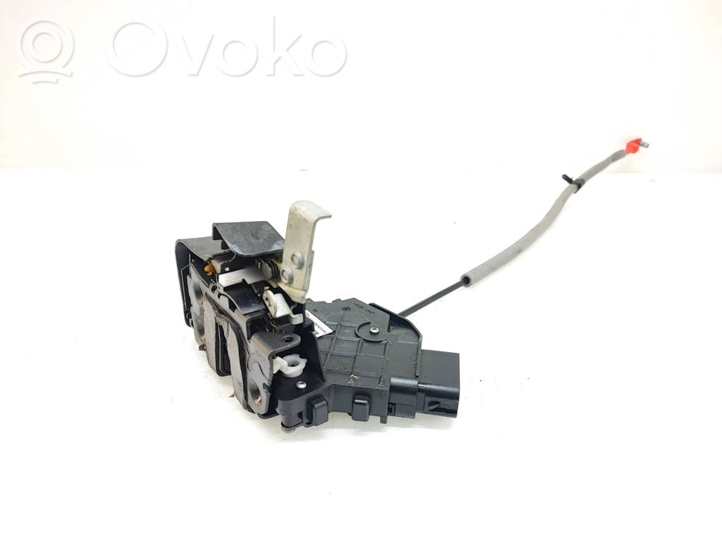 Ford Mondeo MK IV Priekšpusē slēdzene 