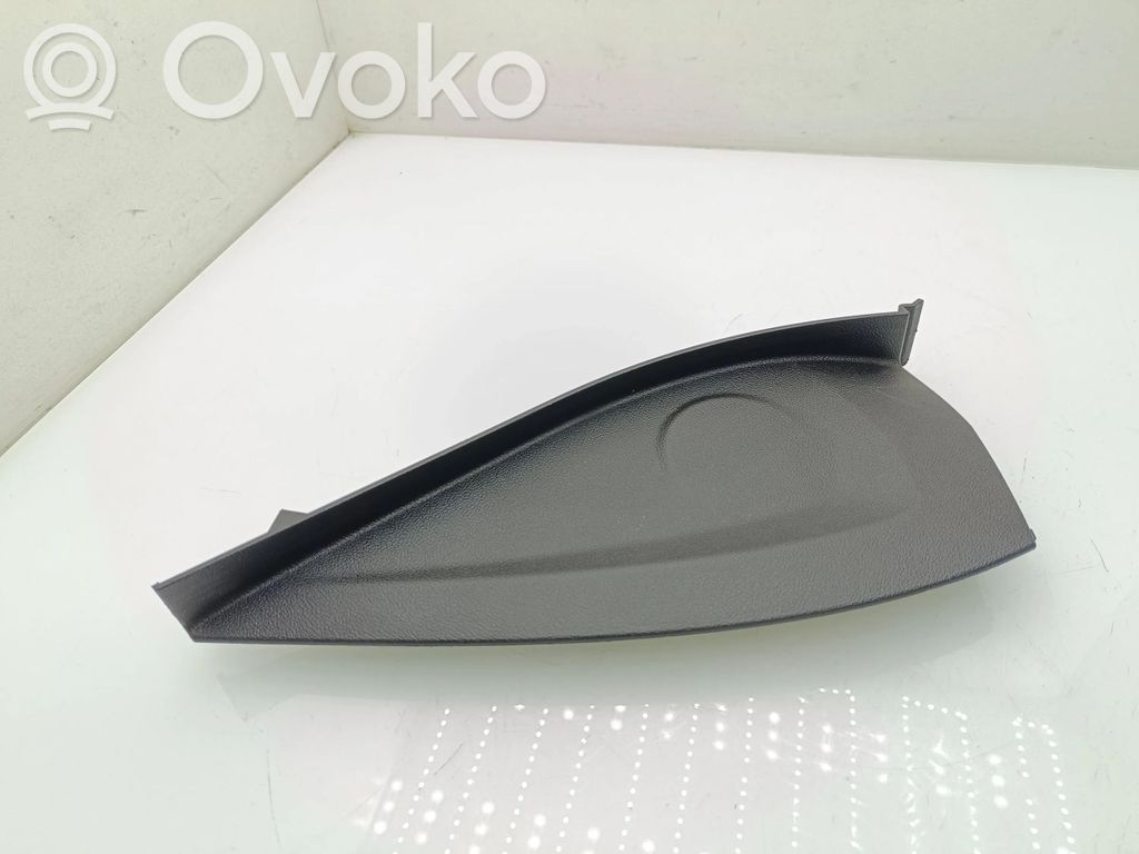 BMW 4 G22 G23 G24 G26 Panelės apdailos skydas (šoninis) 