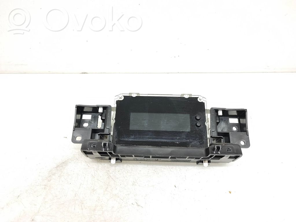 Ford Focus Screen/display/small screen 
