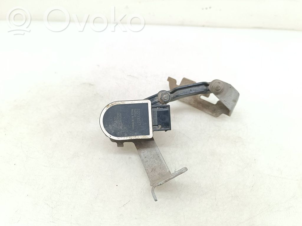 Polestar 2 Headlight/headlamp level sensor 