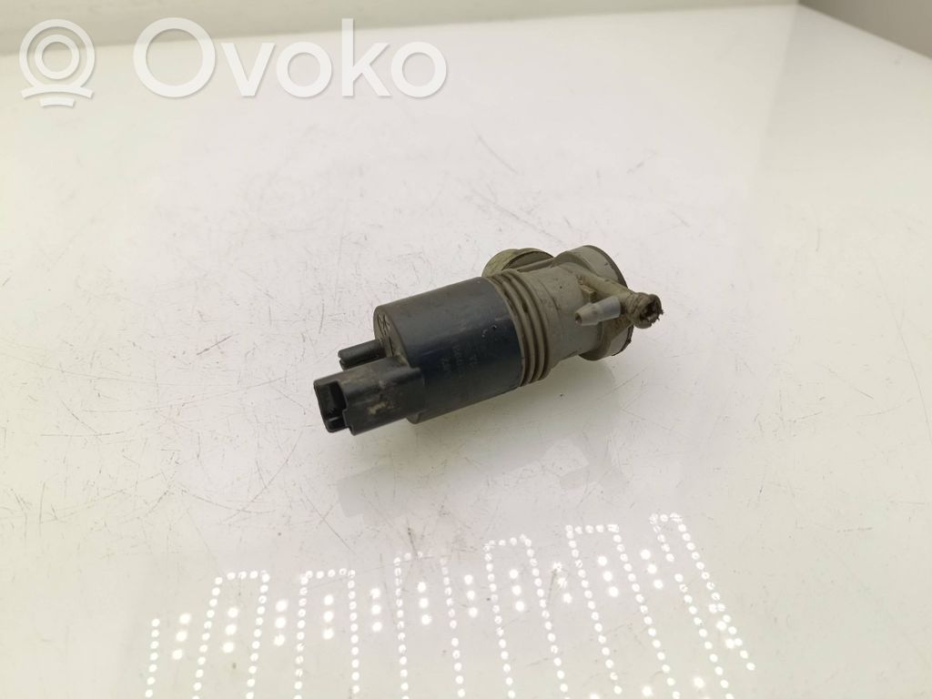 Renault Trafic III (X82) Windscreen/windshield washer pump 