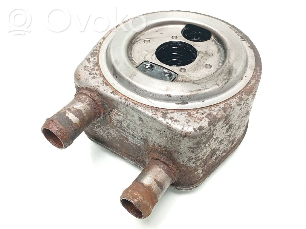 Opel Vivaro Engine oil radiator 