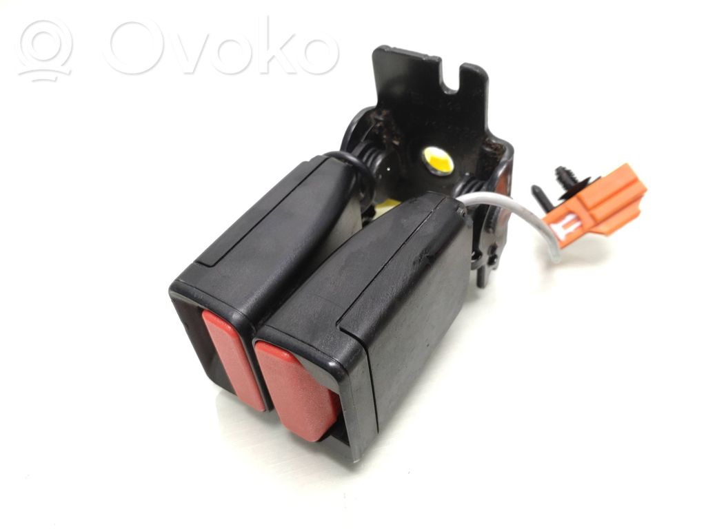 Volvo V40 Rear seatbelt buckle 