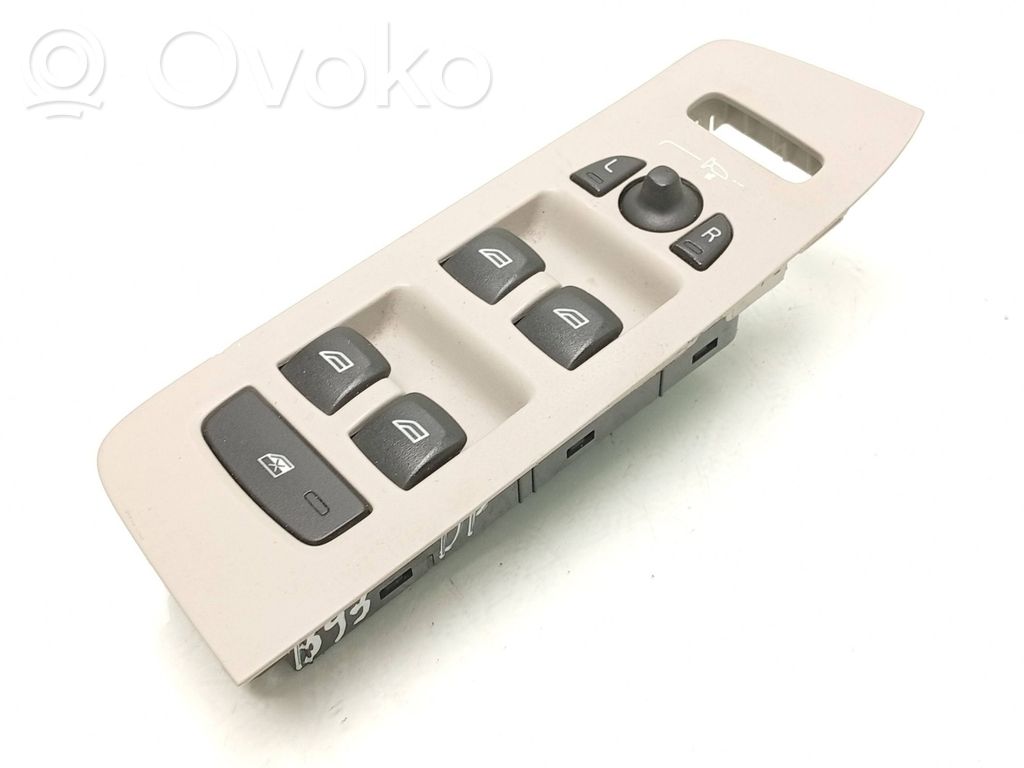 Volvo V40 Electric window control switch 