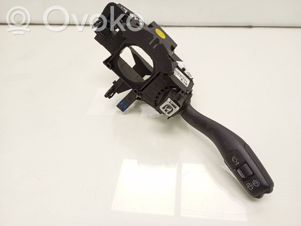 Audi A3 S3 8P Wiper control stalk 