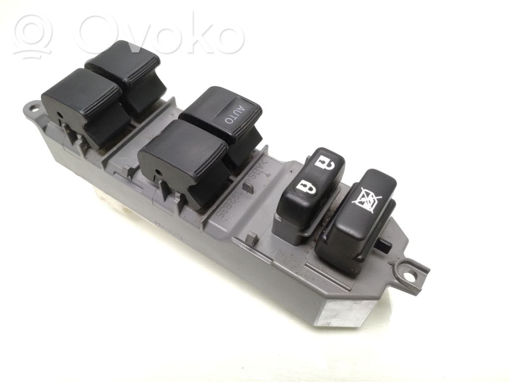Toyota Auris 150 Electric window control switch 
