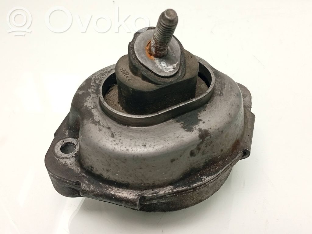 BMW X3 E83 Engine mount bracket 