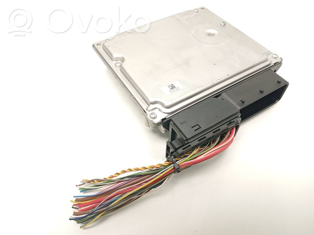 BMW X3 E83 Engine control unit/module 