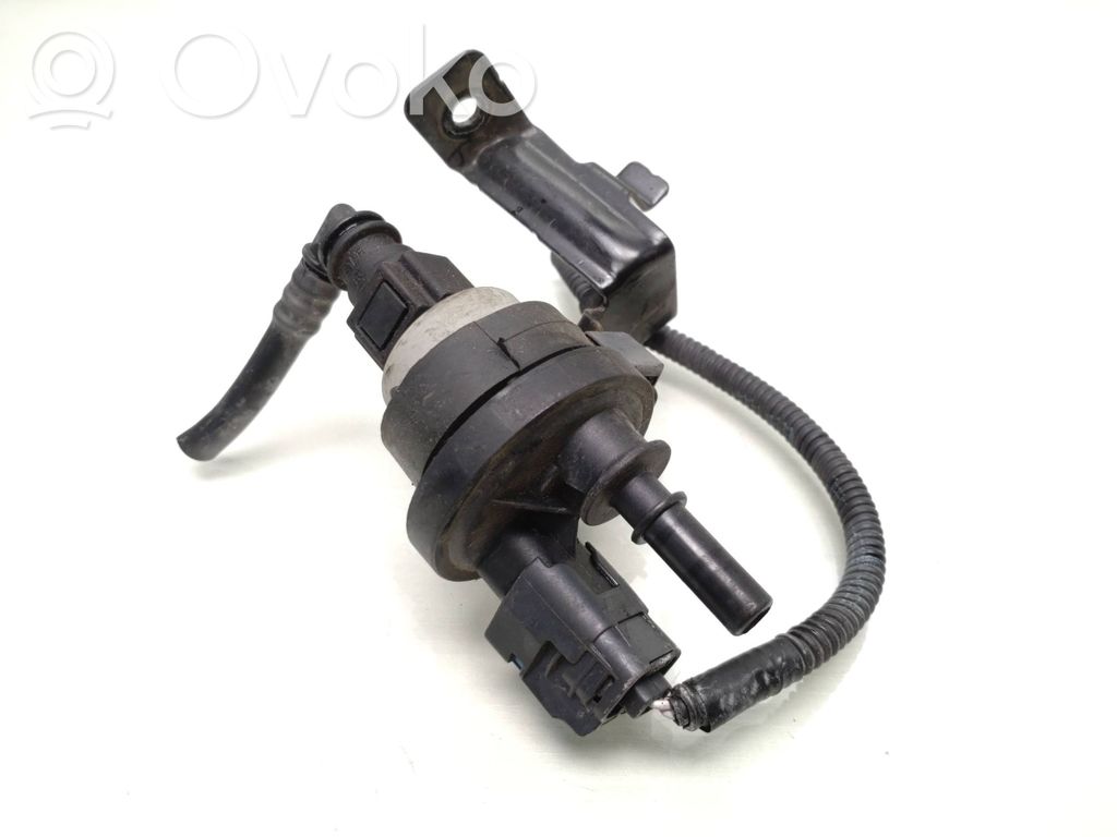 Renault Captur Vacuum valve 