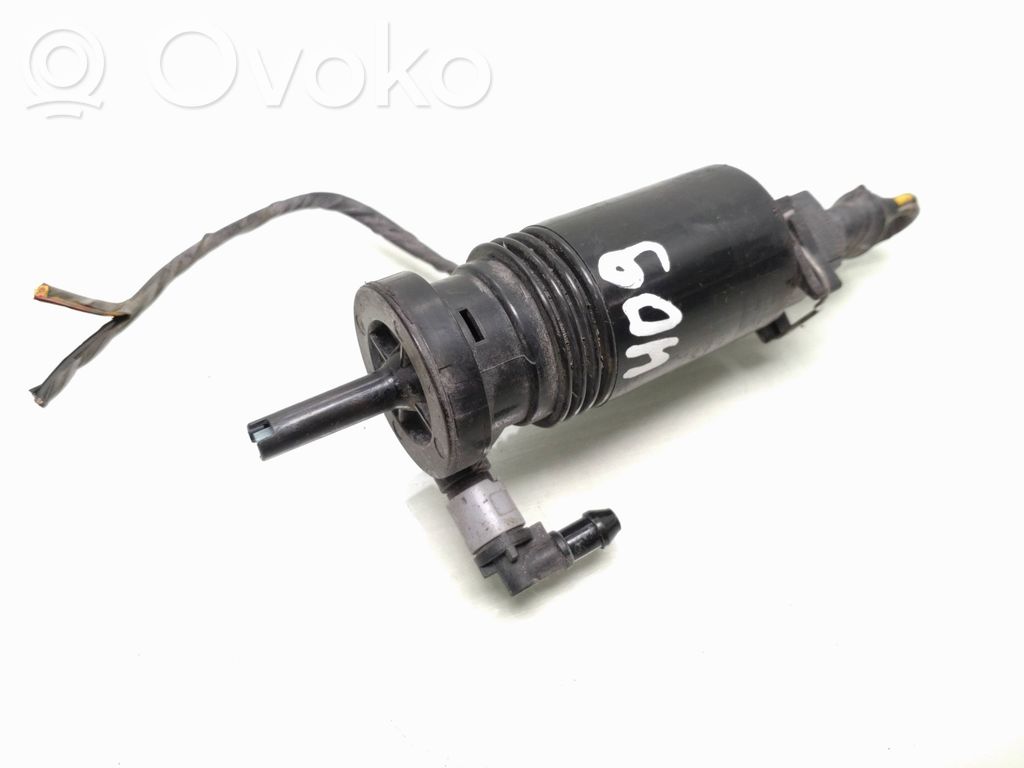 Volvo V70 Headlight washer pump 