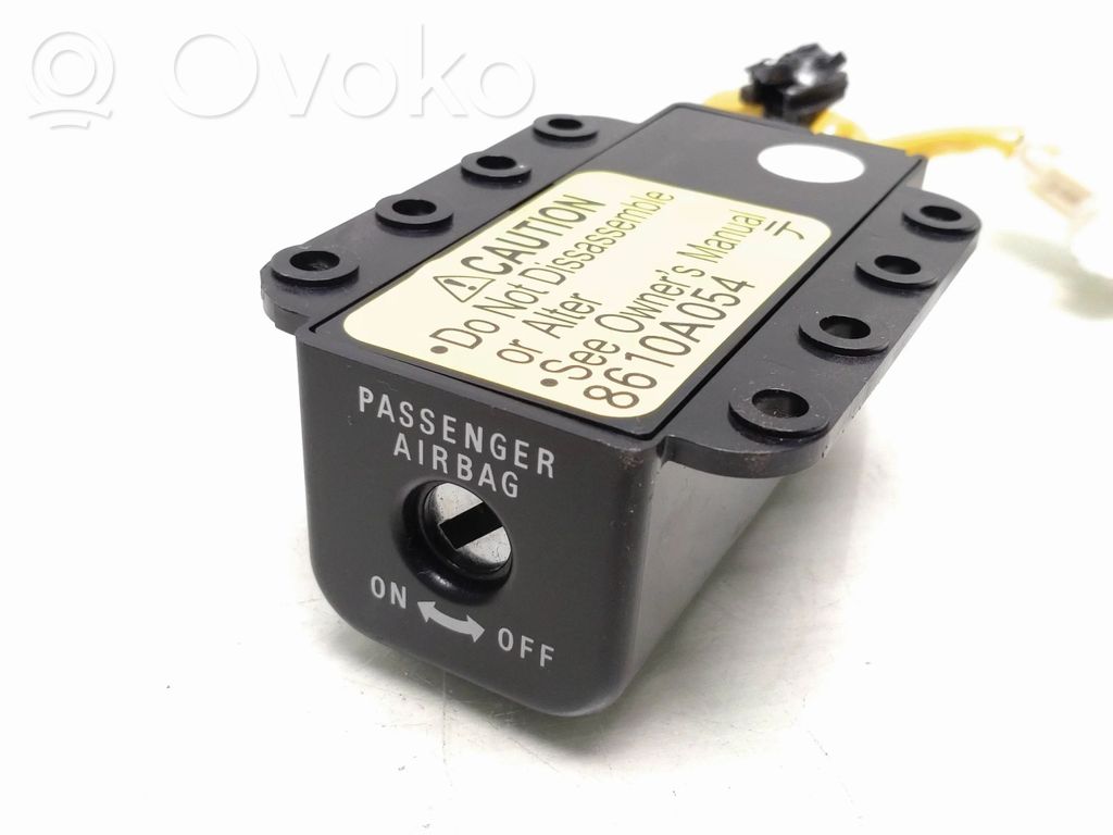 Mitsubishi ASX Passenger airbag on/off switch 