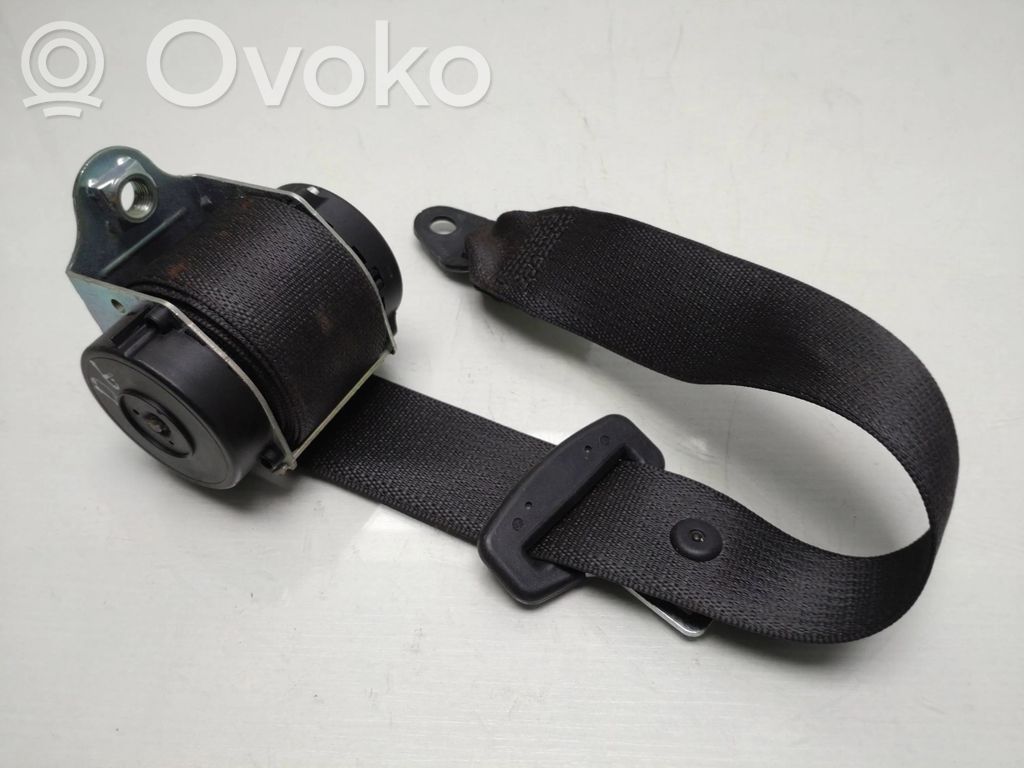 Opel Astra J Rear seatbelt 