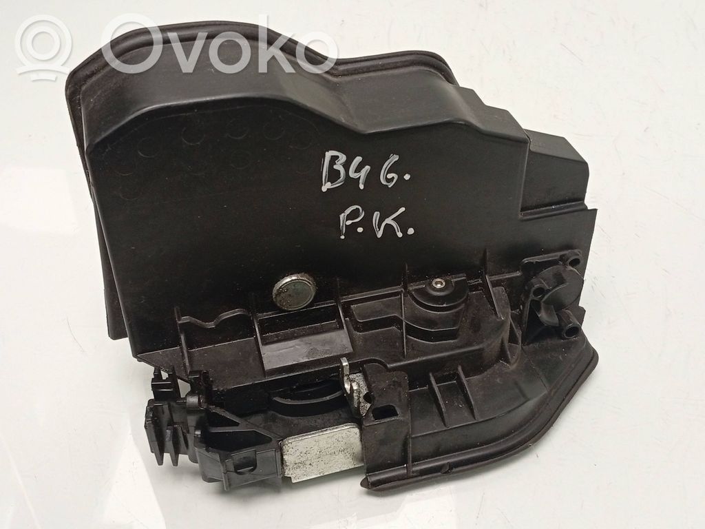 BMW 1 F20 F21 Front door lock 