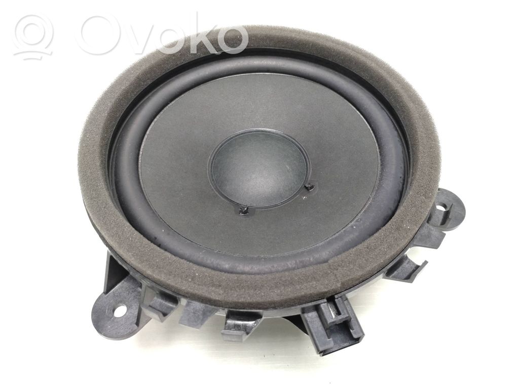 Volvo V40 Front door speaker 