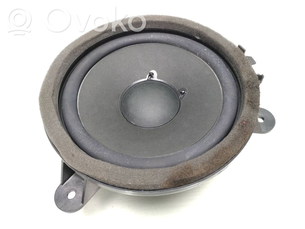 Volvo V40 Front door speaker 