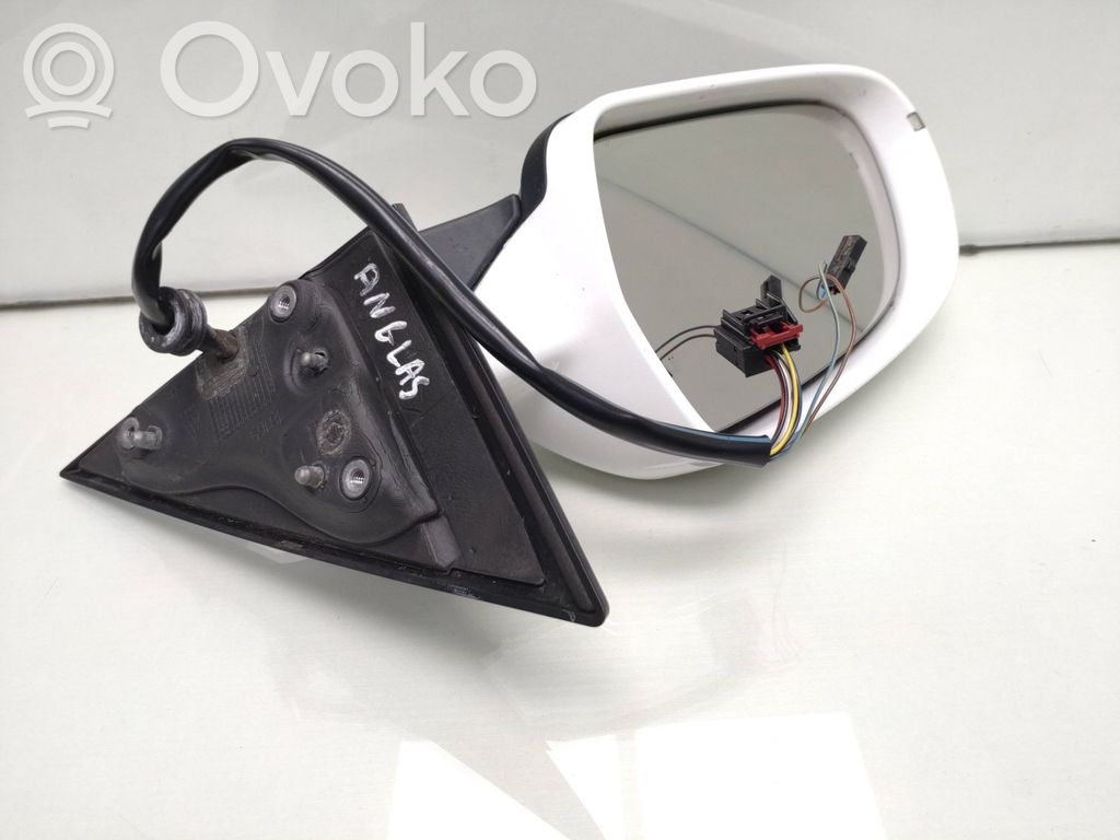 Audi A5 8T 8F Front door electric wing mirror 